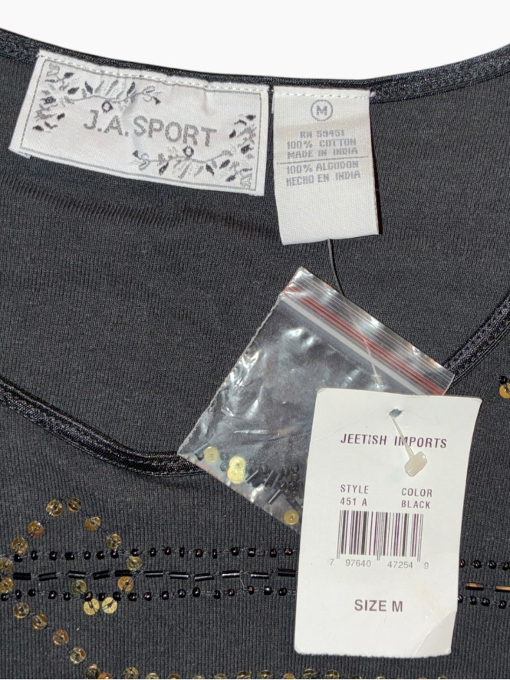 Black Sleeveless Sequin Wave Tank Top - Picture 6 of 9